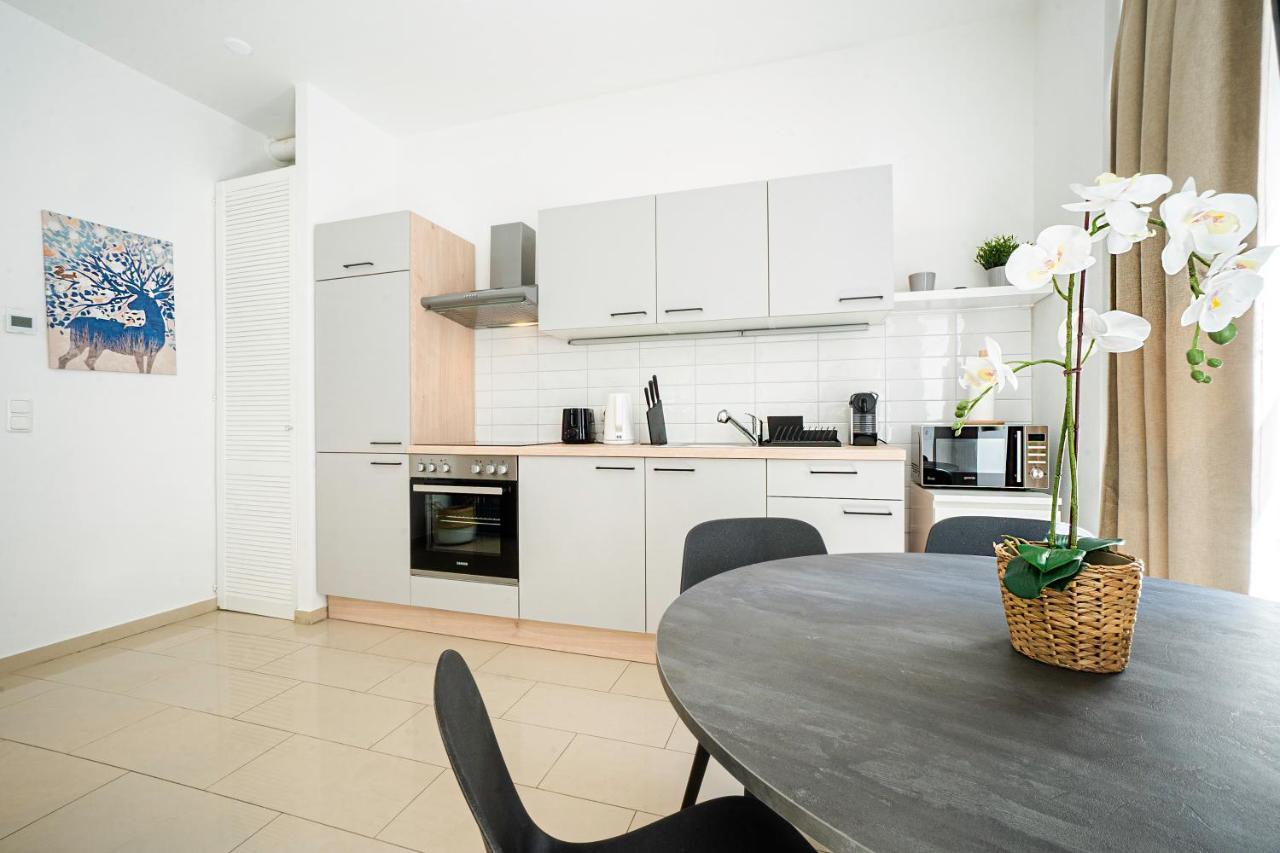 Chic Newly-Renovated Apartment Steps From Subway In Vienna'S Hernals District Extérieur photo