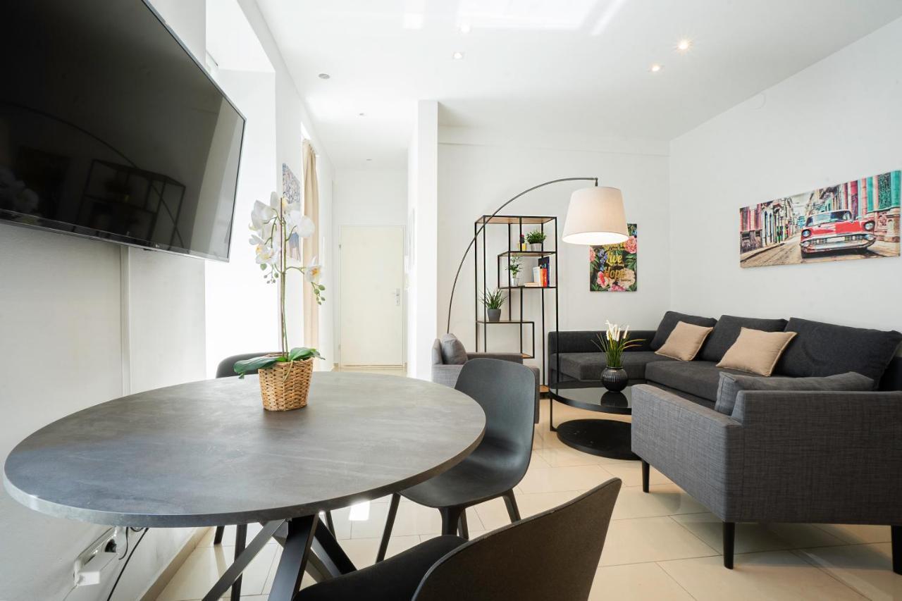 Chic Newly-Renovated Apartment Steps From Subway In Vienna'S Hernals District Extérieur photo